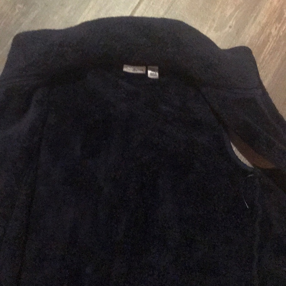 Vest - Picture 2 of 3